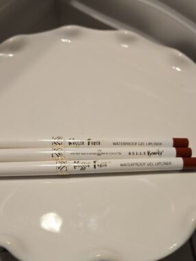 Belle Beauty 'Kisser Fixer' Waterproof Gel Lipliner - Deep Red (Set Of 3)